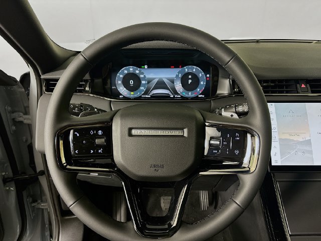 Used 2026 Land Rover Range Rover Evoque S AWD/4WD image 12