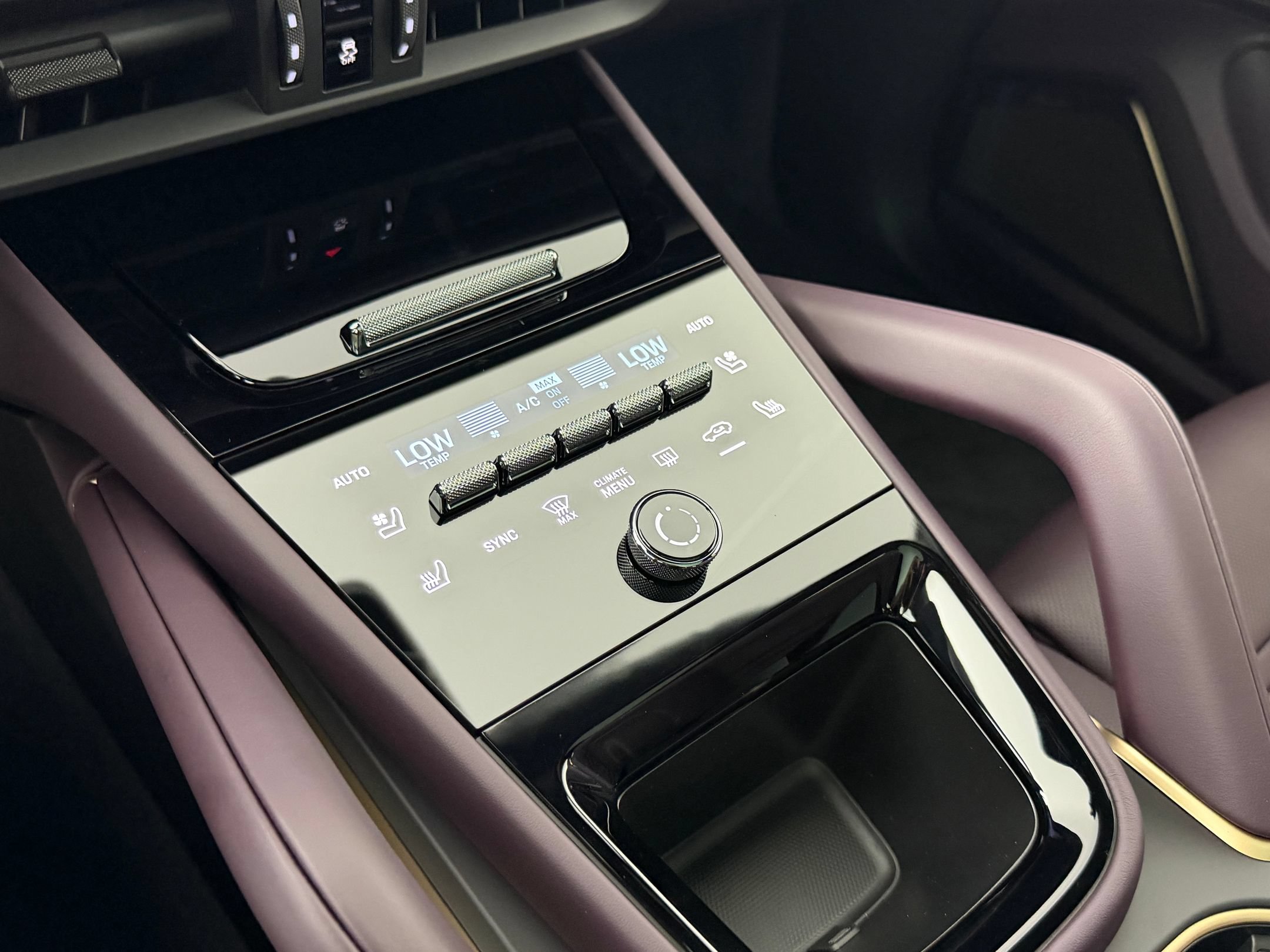 New 2026 Porsche Cayenne GTS AWD/4WD image 17