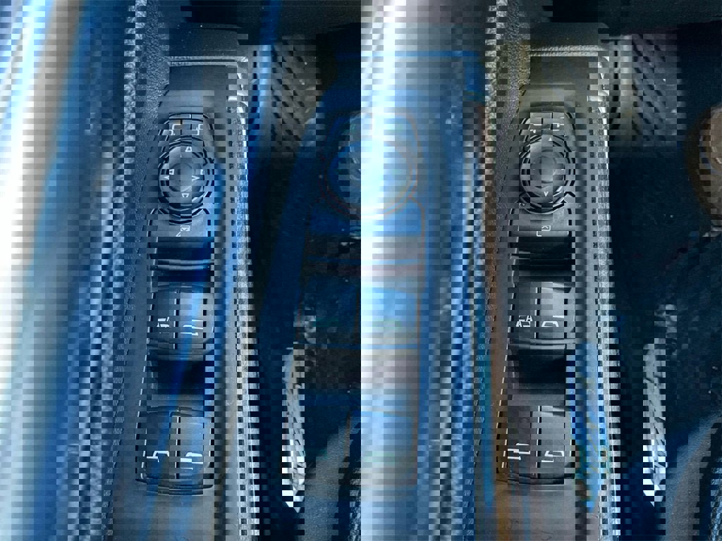 Used 2020 Chevrolet Silverado 1500 LT Trail Boss w/ Midnight Edition image 19