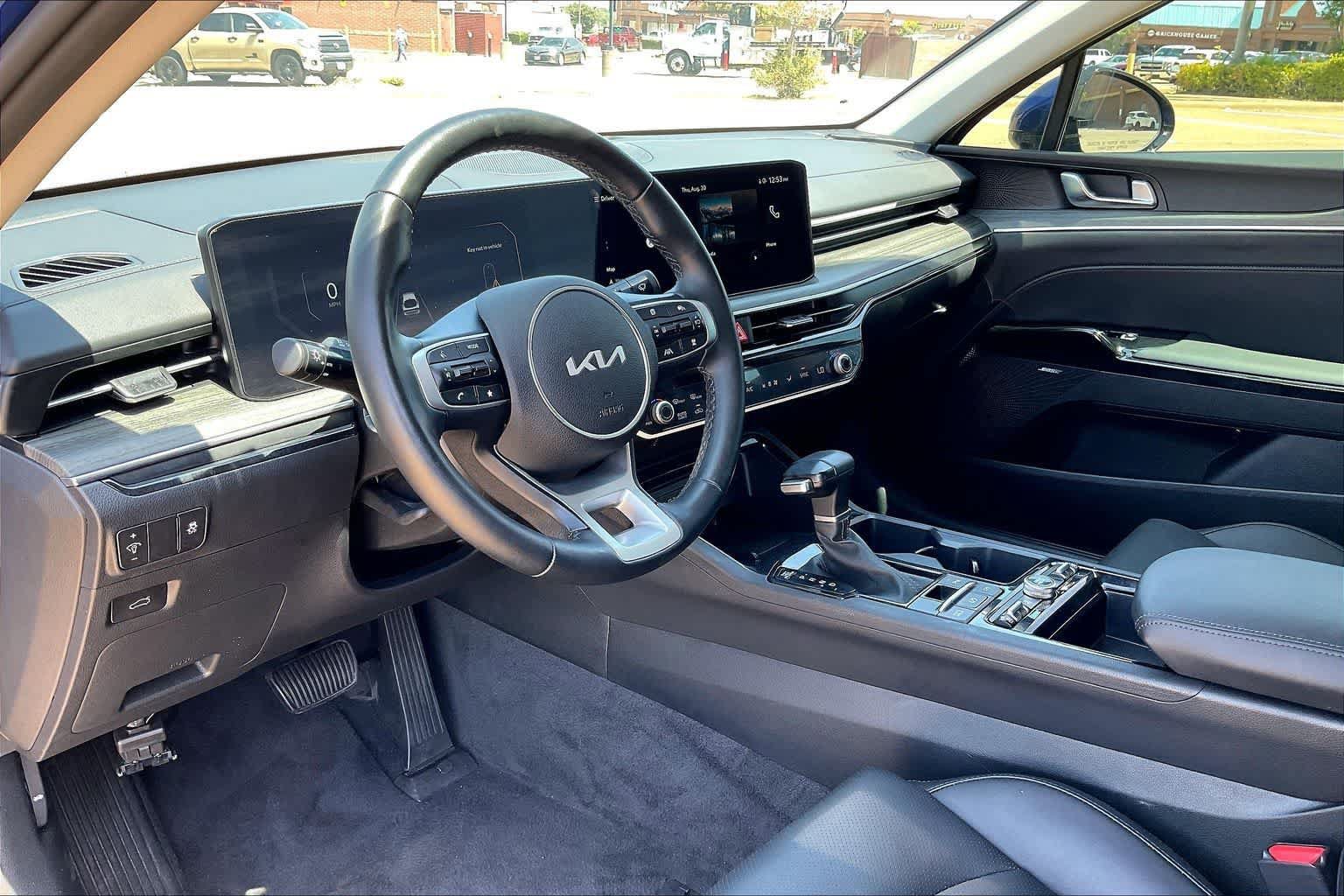 Certified 2025 Kia K5 EX FWD image 2