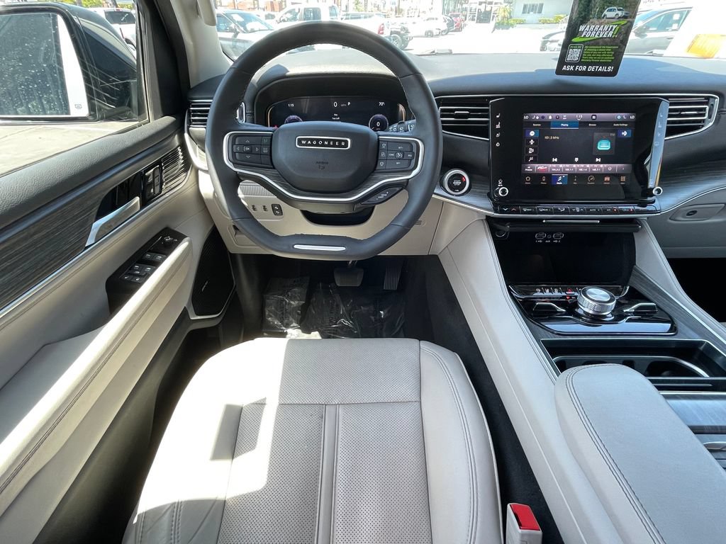 Used 2024 Jeep Wagoneer L Series III w/ Flexible Seating Group AWD/4WD image 26