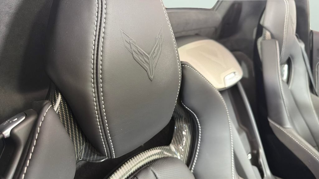 Certified 2023 Chevrolet Corvette Stingray Premium Conv w/ Z51 Performance Package RWD image 31