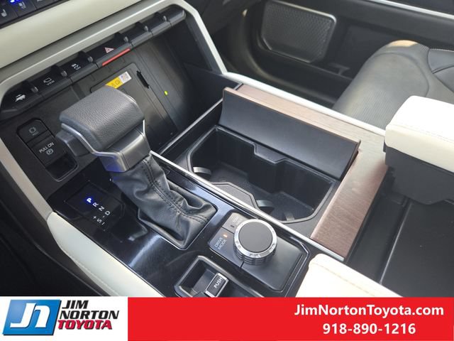 Used 2023 Toyota Sequoia Capstone AWD/4WD image 22