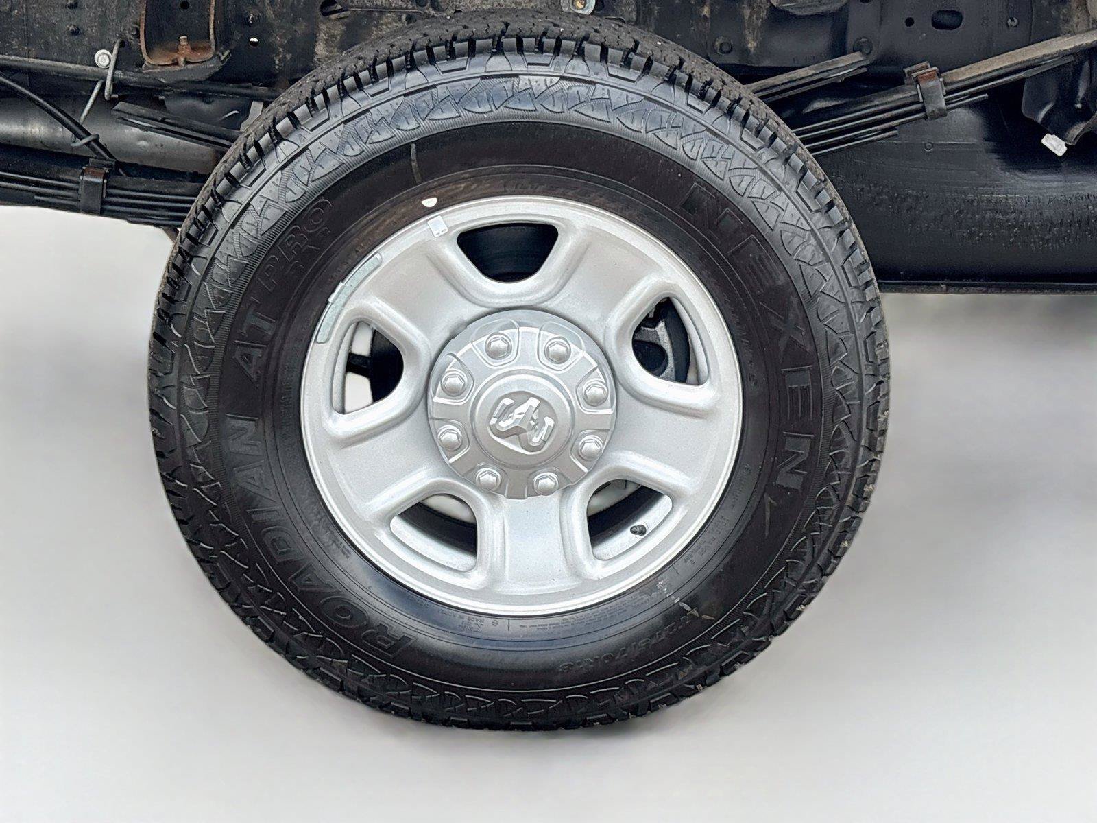 Used 2024 RAM 3500 Tradesman RWD image 29