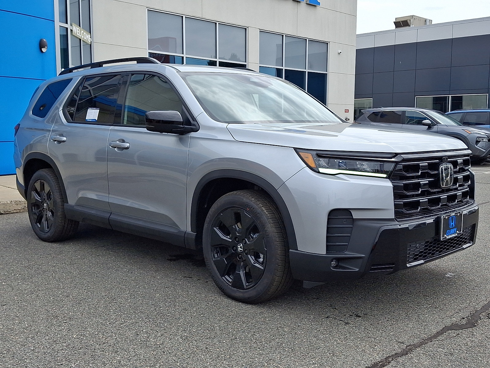 New 2026 Honda Pilot Black Edition image 2