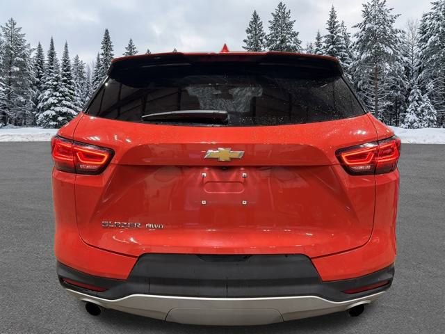 Used 2025 Chevrolet Blazer LT image 4