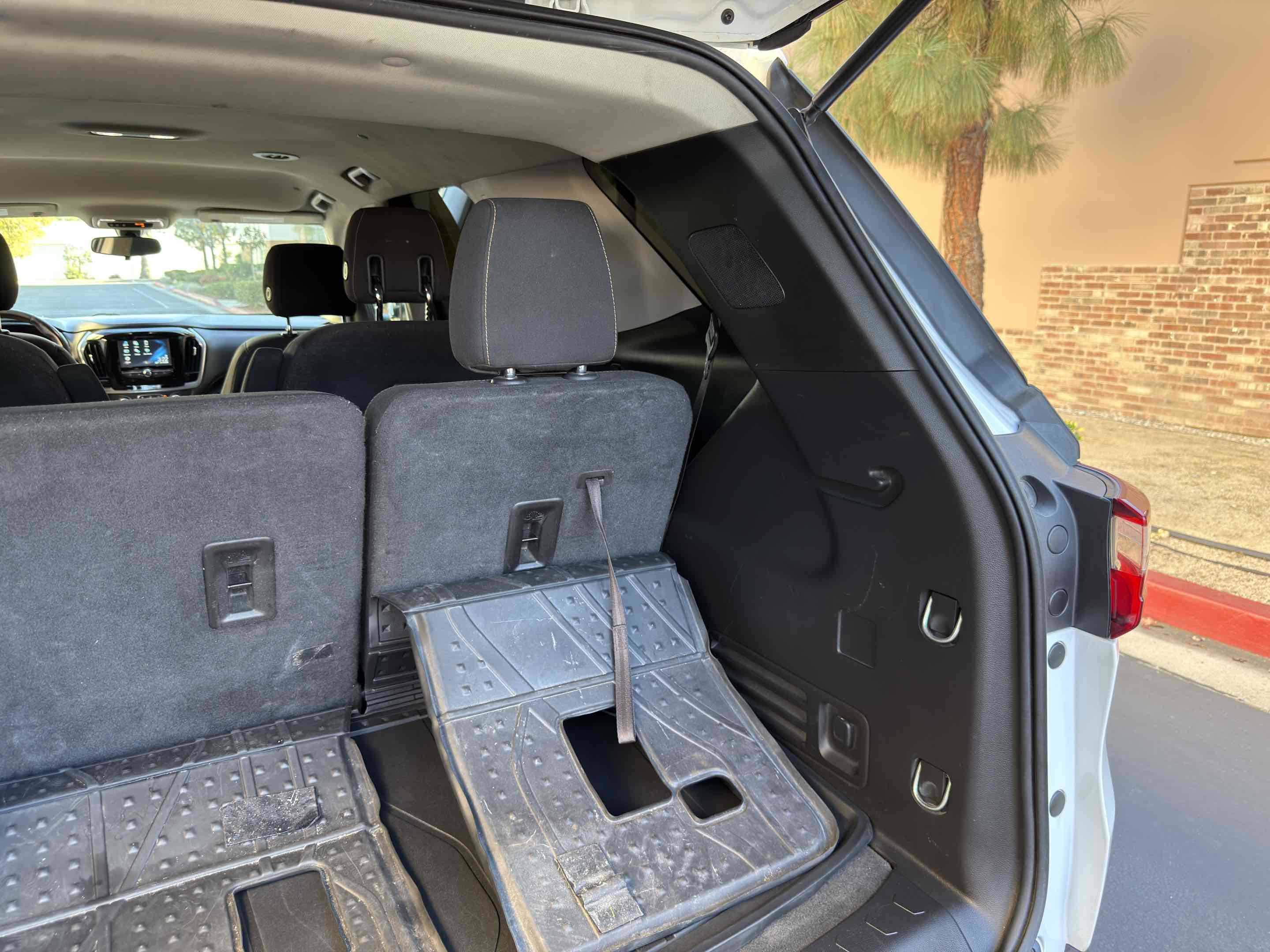 Used 2018 Chevrolet Traverse LT w/ LPO, Black Accent Package image 74