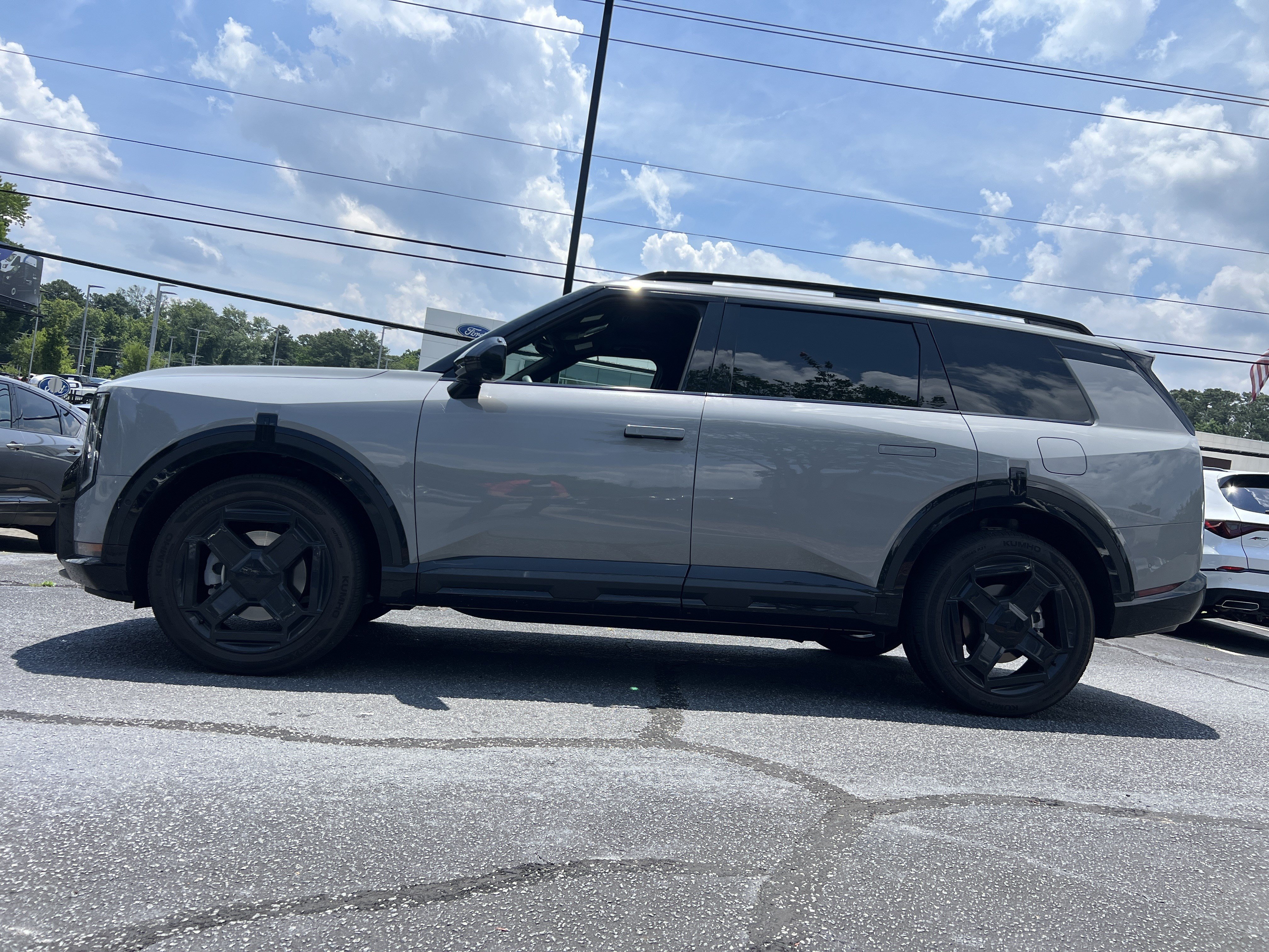 Used 2027 Kia Telluride SX Prestige X-Line AWD/4WD image 2