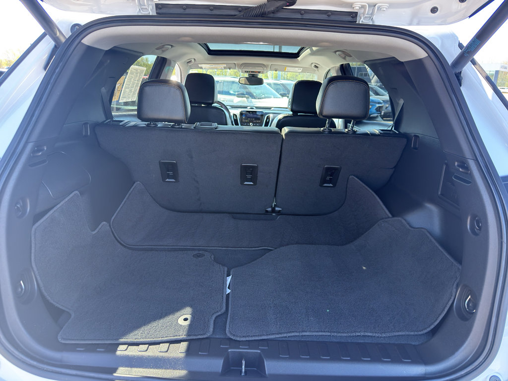 Used 2024 Chevrolet Equinox Premier AWD/4WD image 36