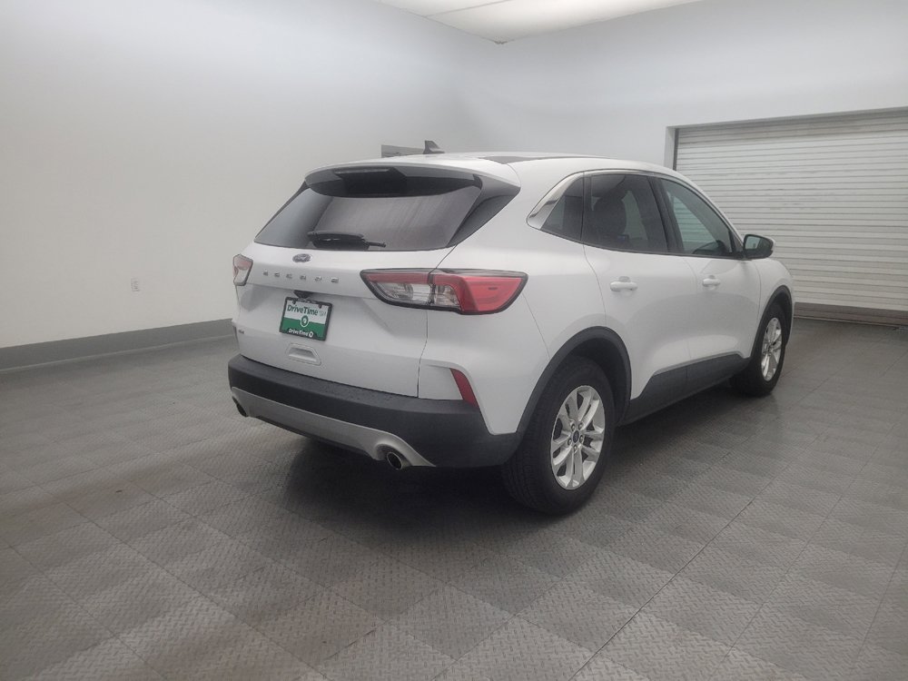 Used 2021 Ford Escape SE FWD image 9