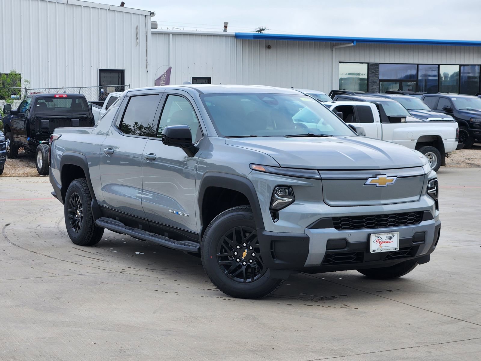 New 2026 Chevrolet Silverado EV LT AWD/4WD image 6