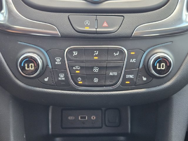 Used 2024 Chevrolet Equinox LT FWD image 12