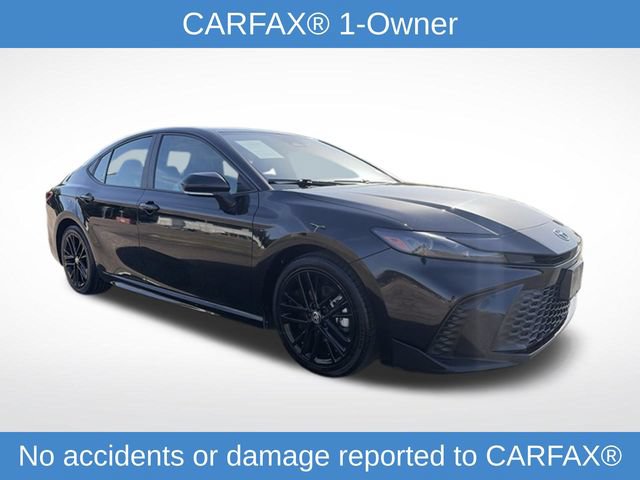 Used 2025 Toyota Camry SE FWD video 2