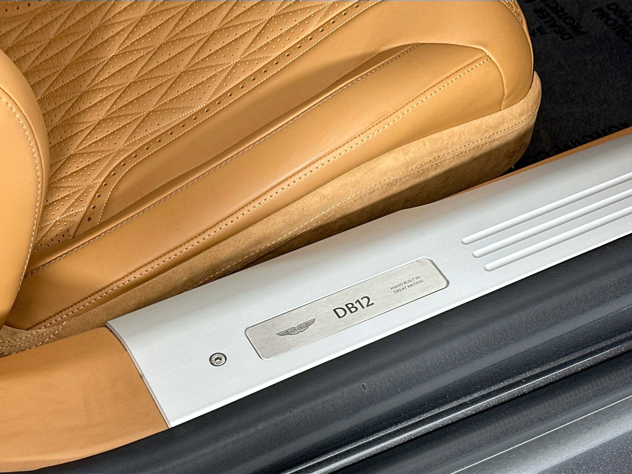 Used 2024 Aston Martin DB12 Coupe image 32