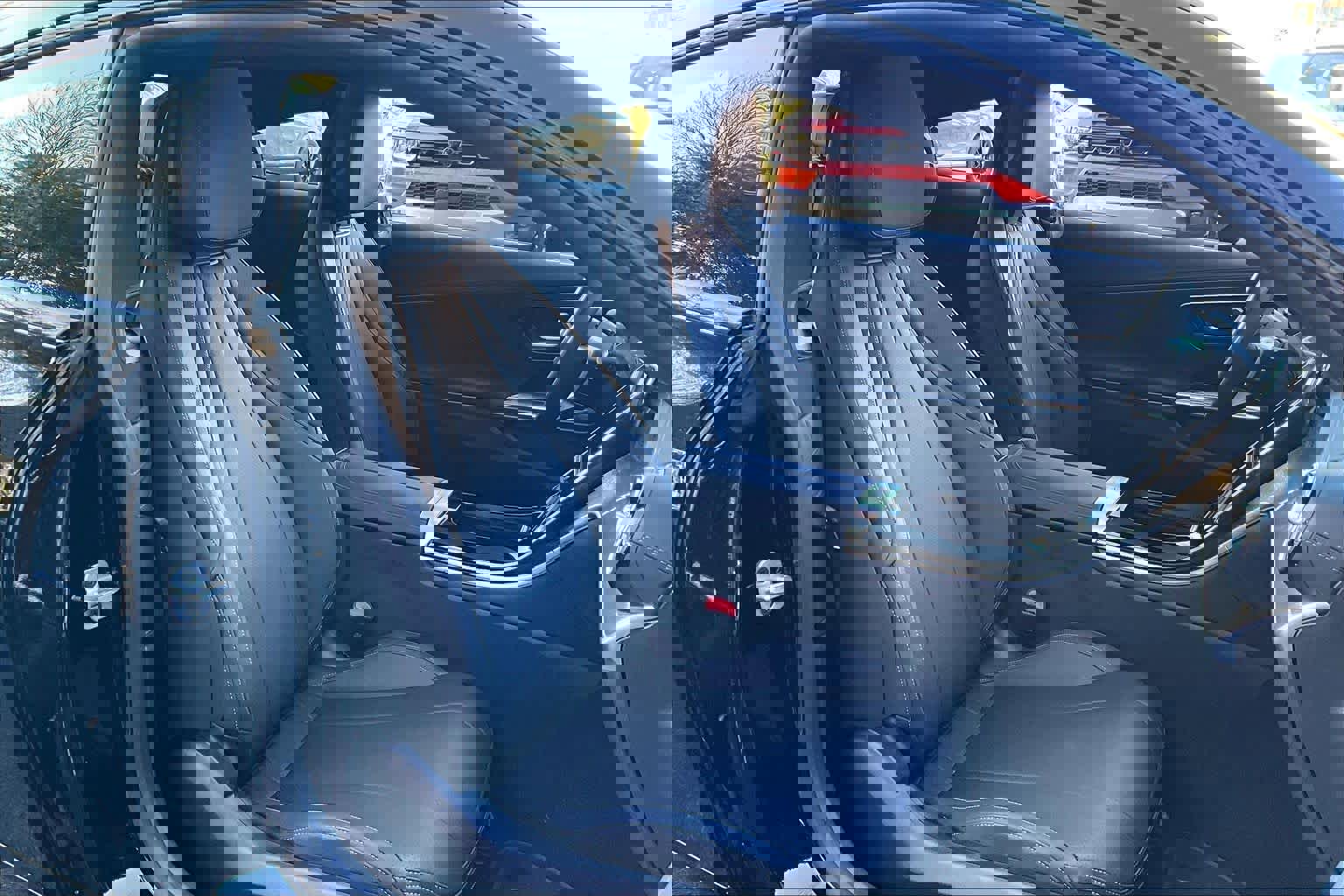 Used 2024 Mercedes-Benz CLE 450 4MATIC Coupe image 7