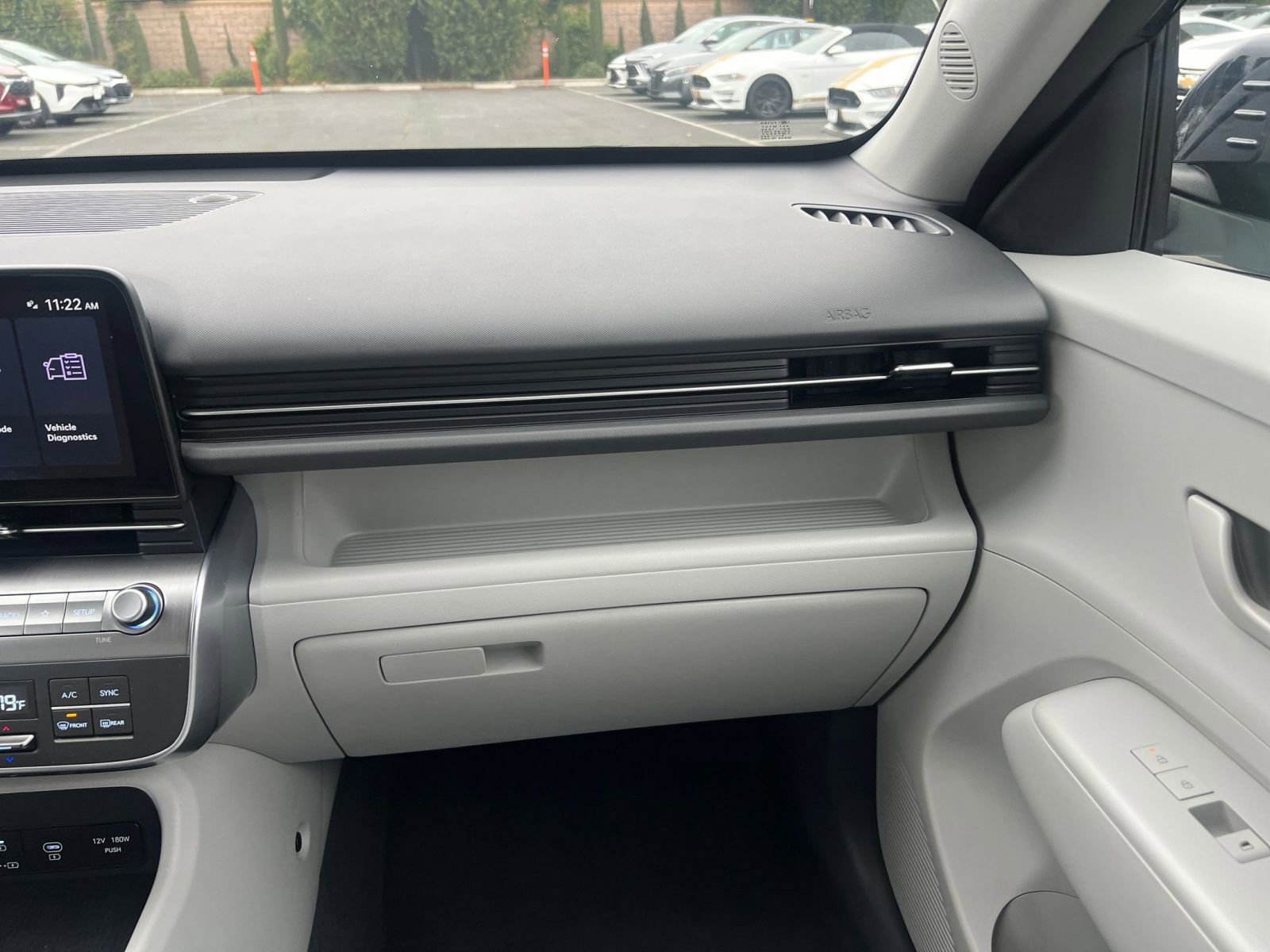 Used 2025 Hyundai Kona SEL image 35