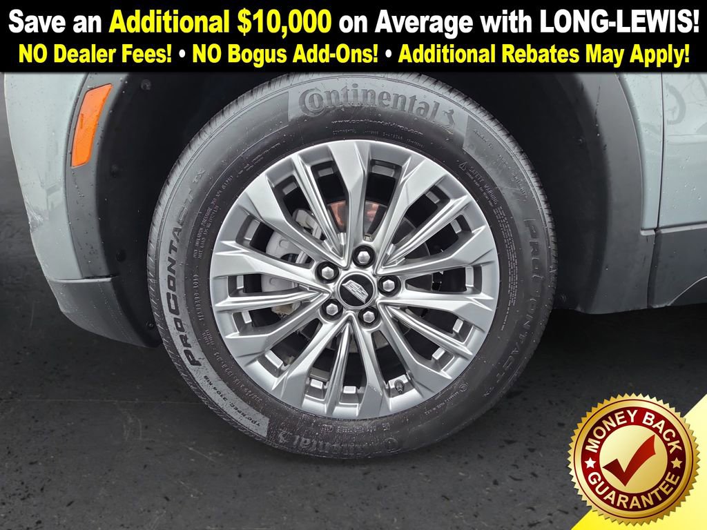 Used 2024 Cadillac XT4 Premium Luxury image 13