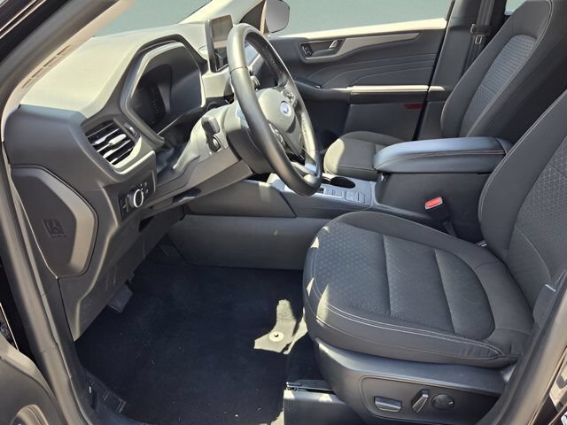Used 2024 Ford Escape Active AWD/4WD image 9
