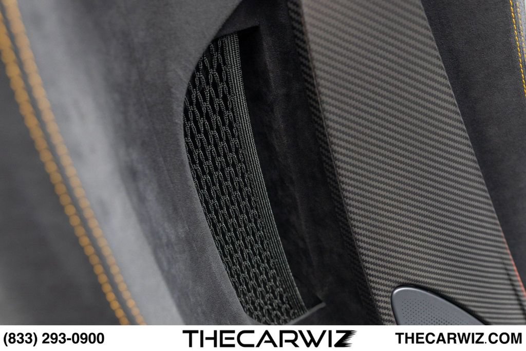Used 2019 McLaren 600LT RWD image 54