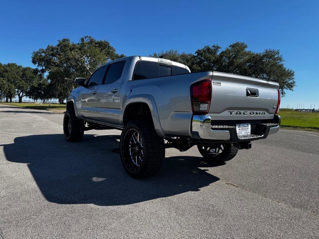 Used 2019 Toyota Tacoma SR5 image 3