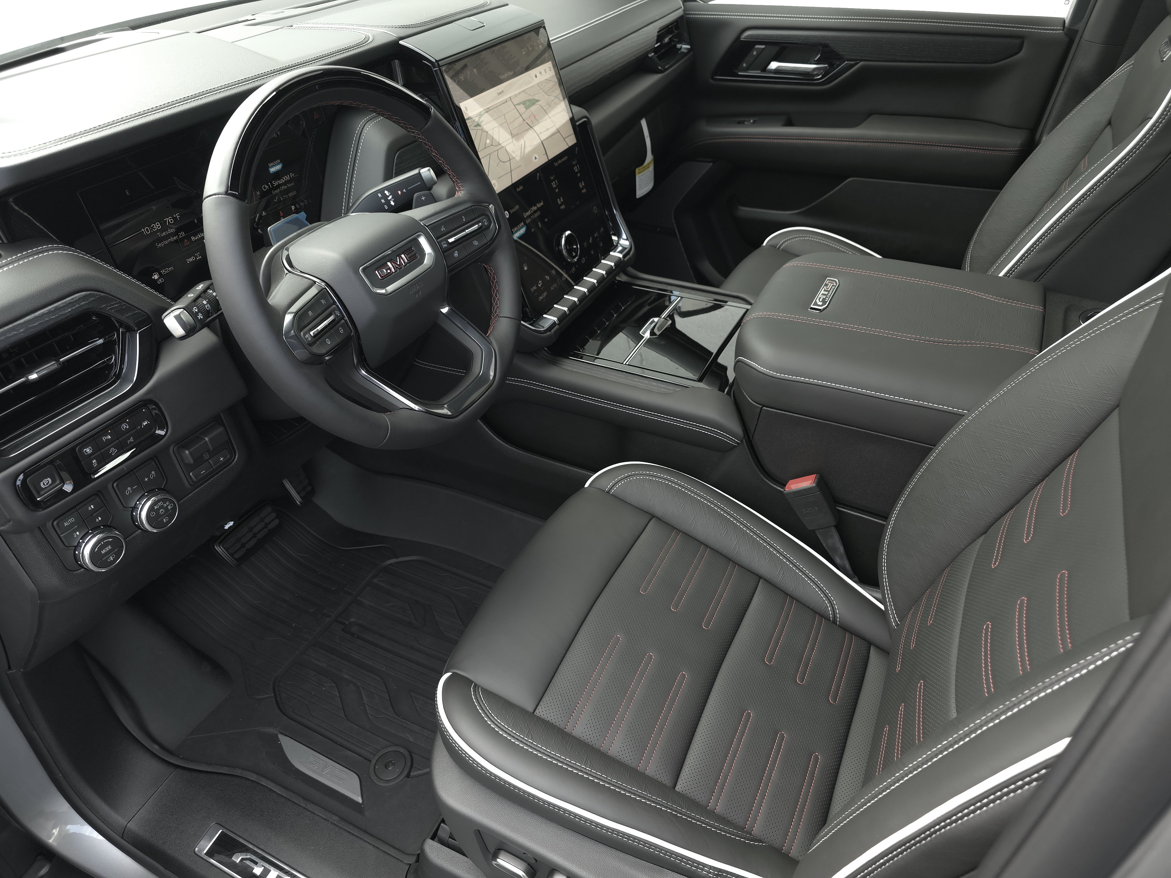 New 2026 GMC Yukon XL AT4 Ultimate w/ LPO, Floor Liner Package AWD/4WD image 8