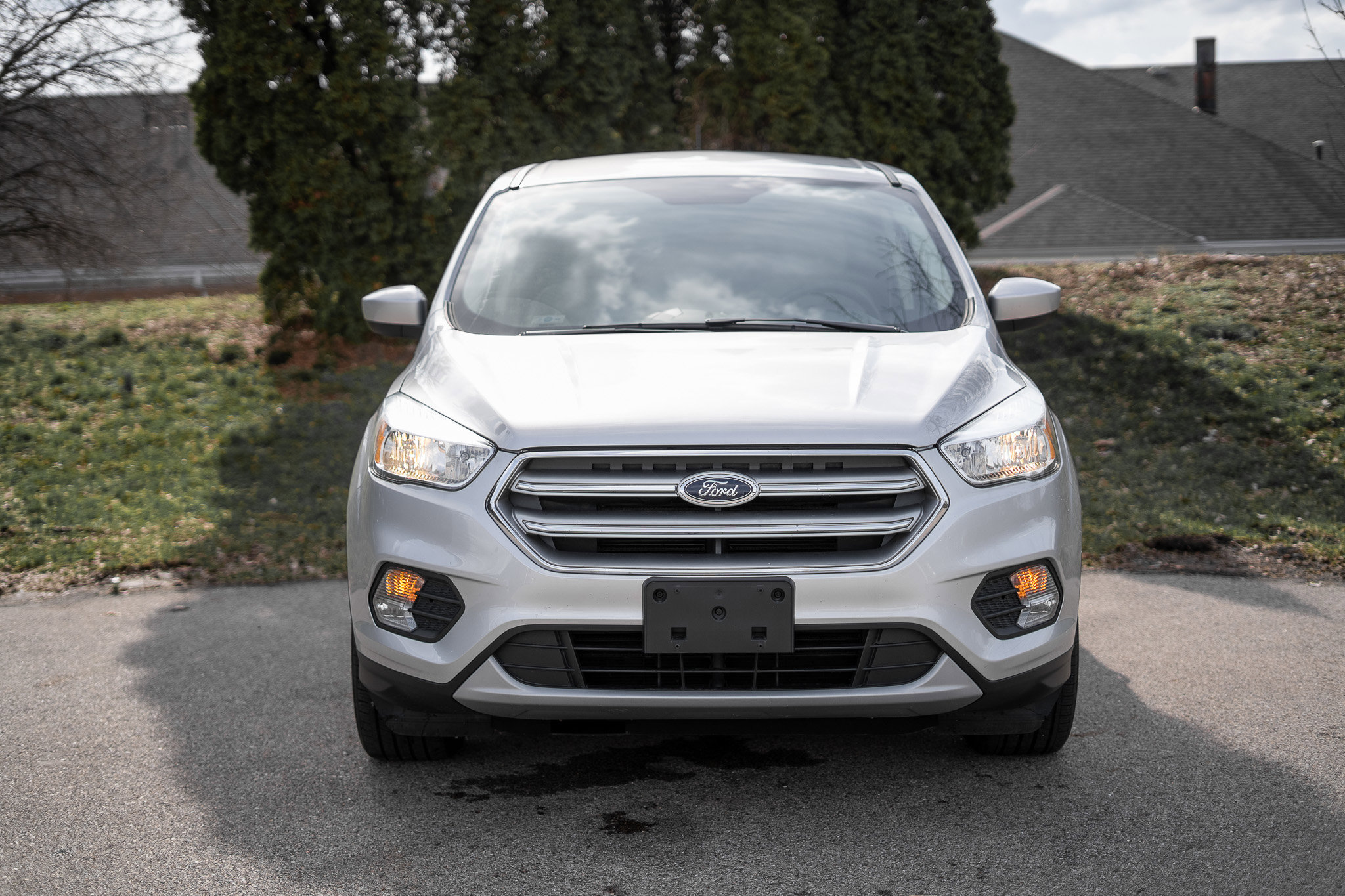 Used 2017 Ford Escape SE image 2