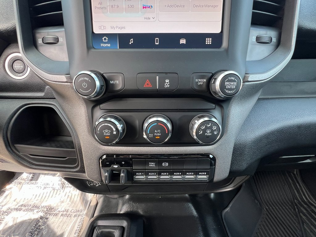 New 2024 RAM 2500 Tradesman w/ Chrome Appearance Group image 32