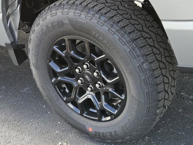 New 2025 Ford F150 Lariat image 8