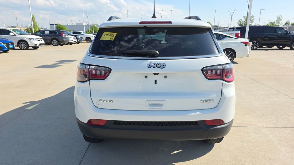 Used 2022 Jeep Compass Latitude image 4