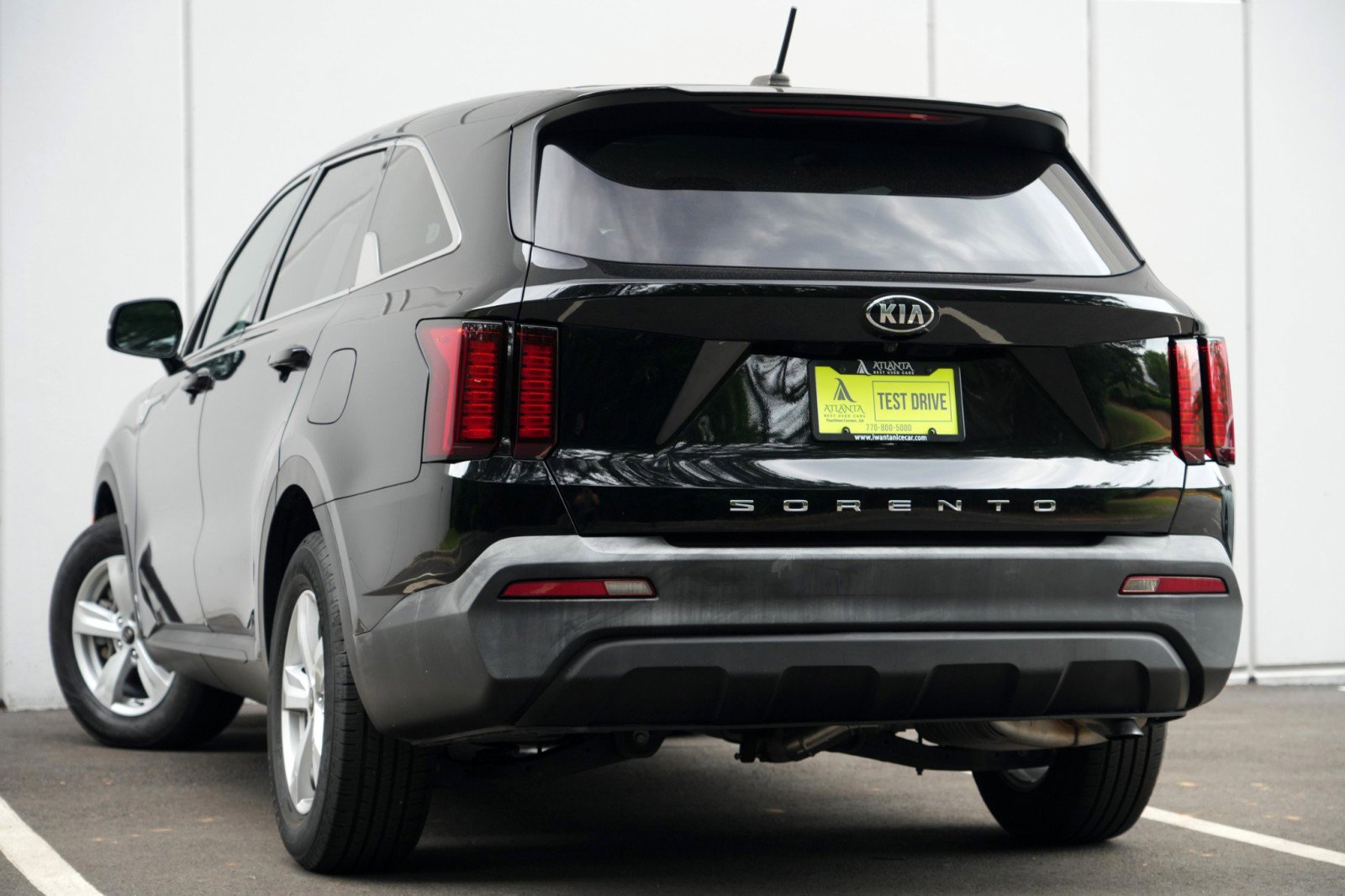 Used 2021 Kia Sorento LX FWD image 5