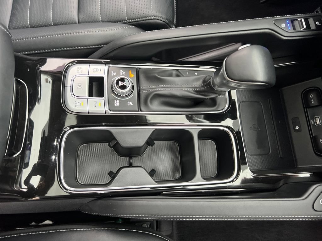 Certified 2022 Kia Telluride SX w/ SX Prestige Package AWD/4WD image 25