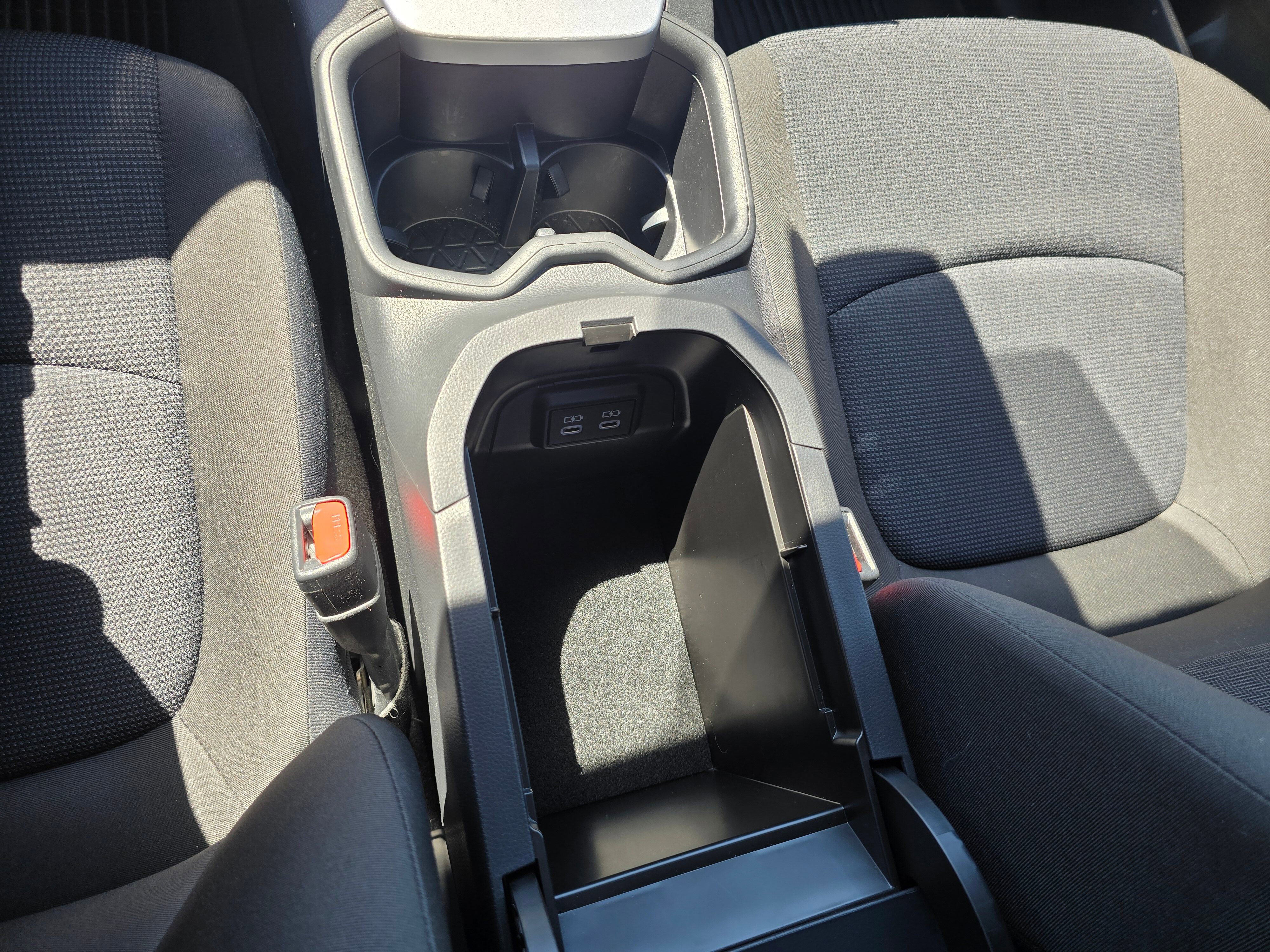 Used 2025 Toyota RAV4 LE AWD/4WD image 53