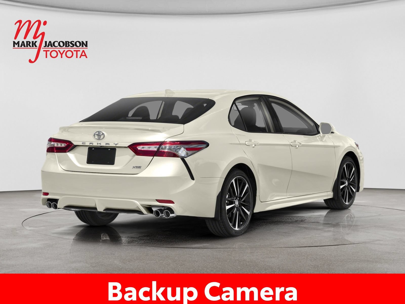 Used 2020 Toyota Camry XSE FWD image 3
