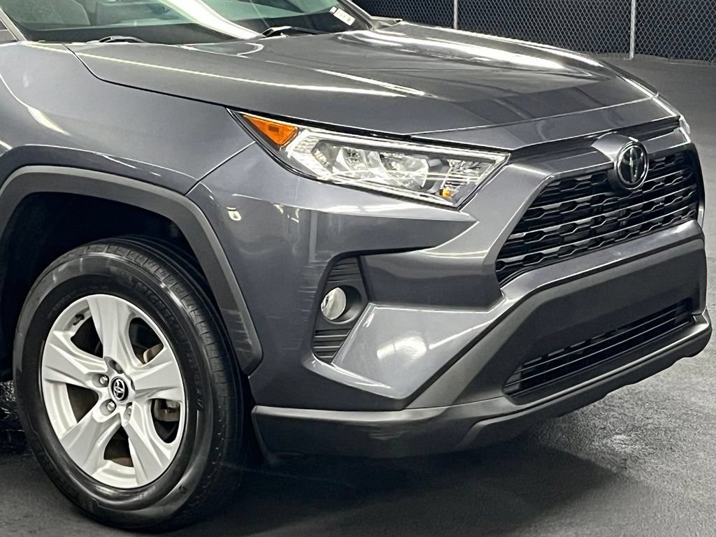 Used 2020 Toyota RAV4 XLE w/ Convenience Package AWD/4WD image 40