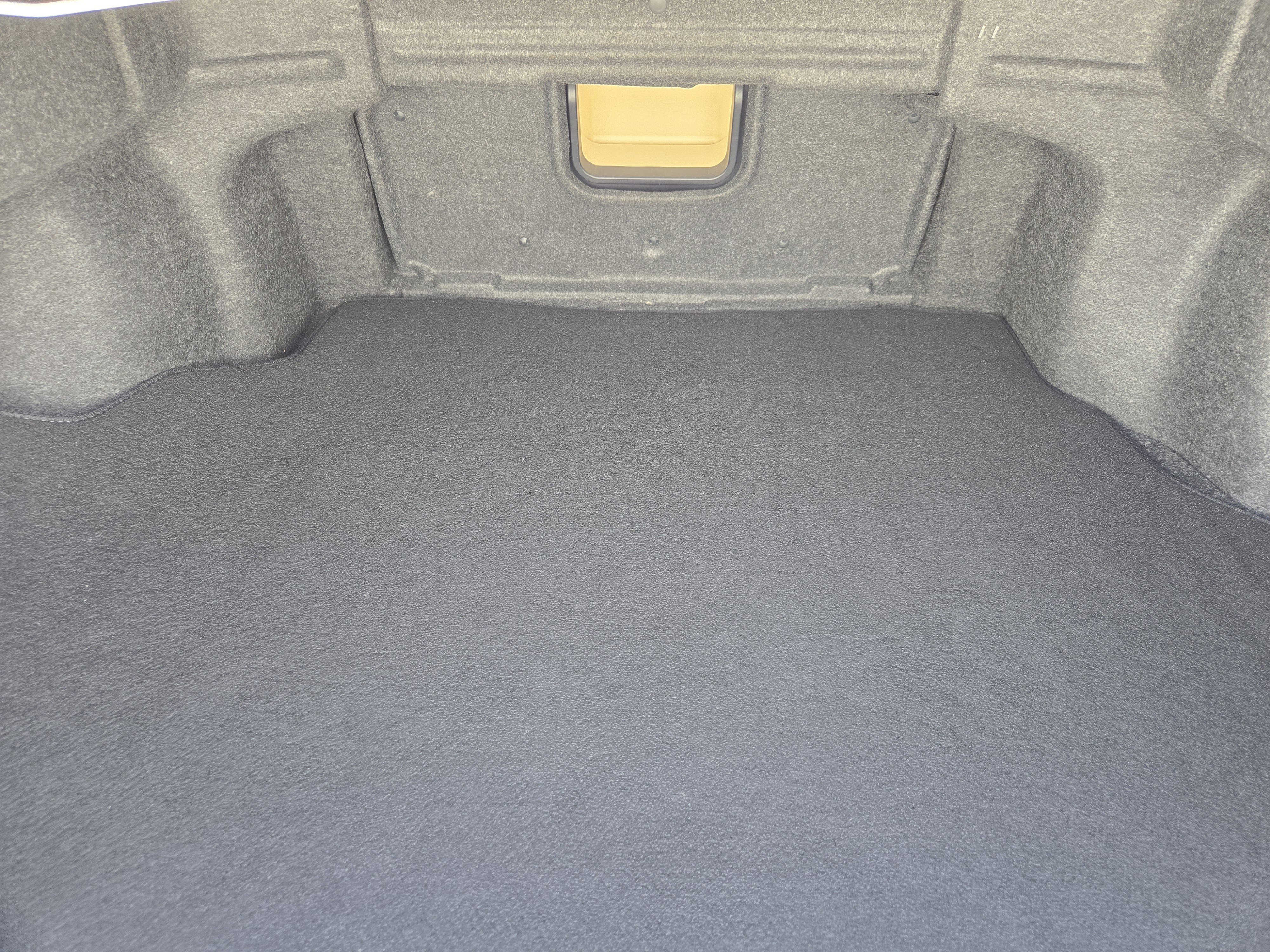 Used 2018 Toyota Avalon XLE Premium FWD image 34