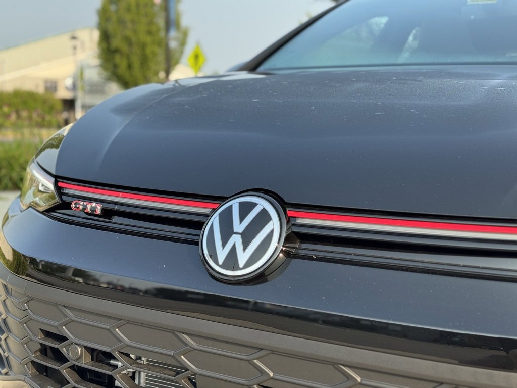 New 2025 Volkswagen GTI SE image 7