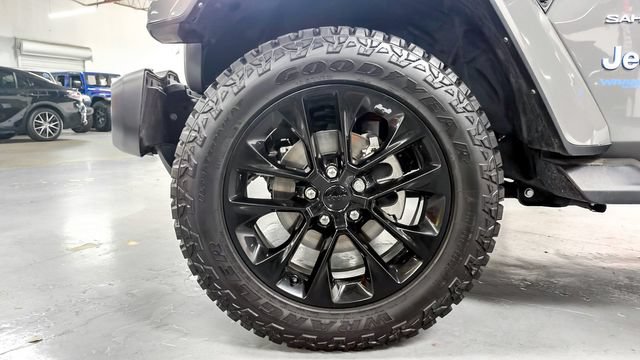 Used 2021 Jeep Wrangler Unlimited Sahara AWD/4WD image 52