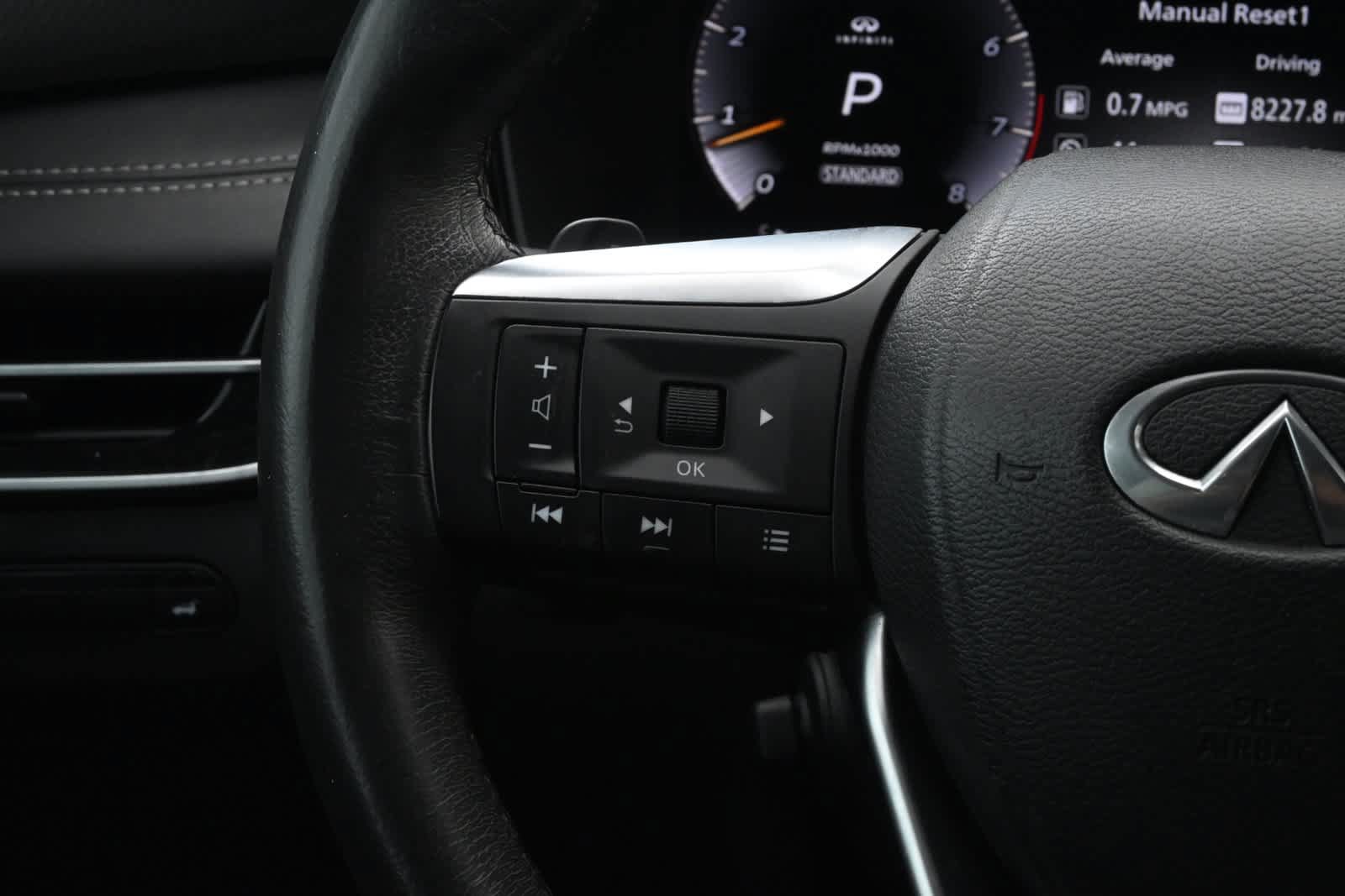 Used 2022 INFINITI QX60 Luxe w/ Cargo Package FWD image 10