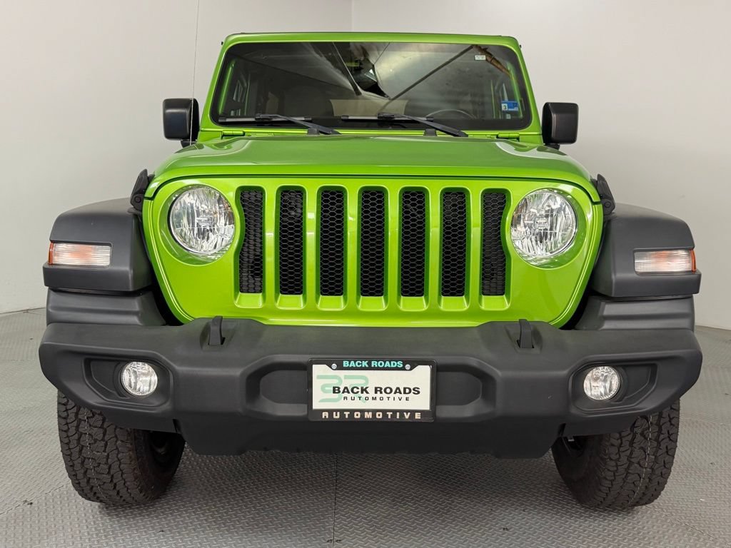 Used 2018 Jeep Wrangler Unlimited Sport S AWD/4WD image 2