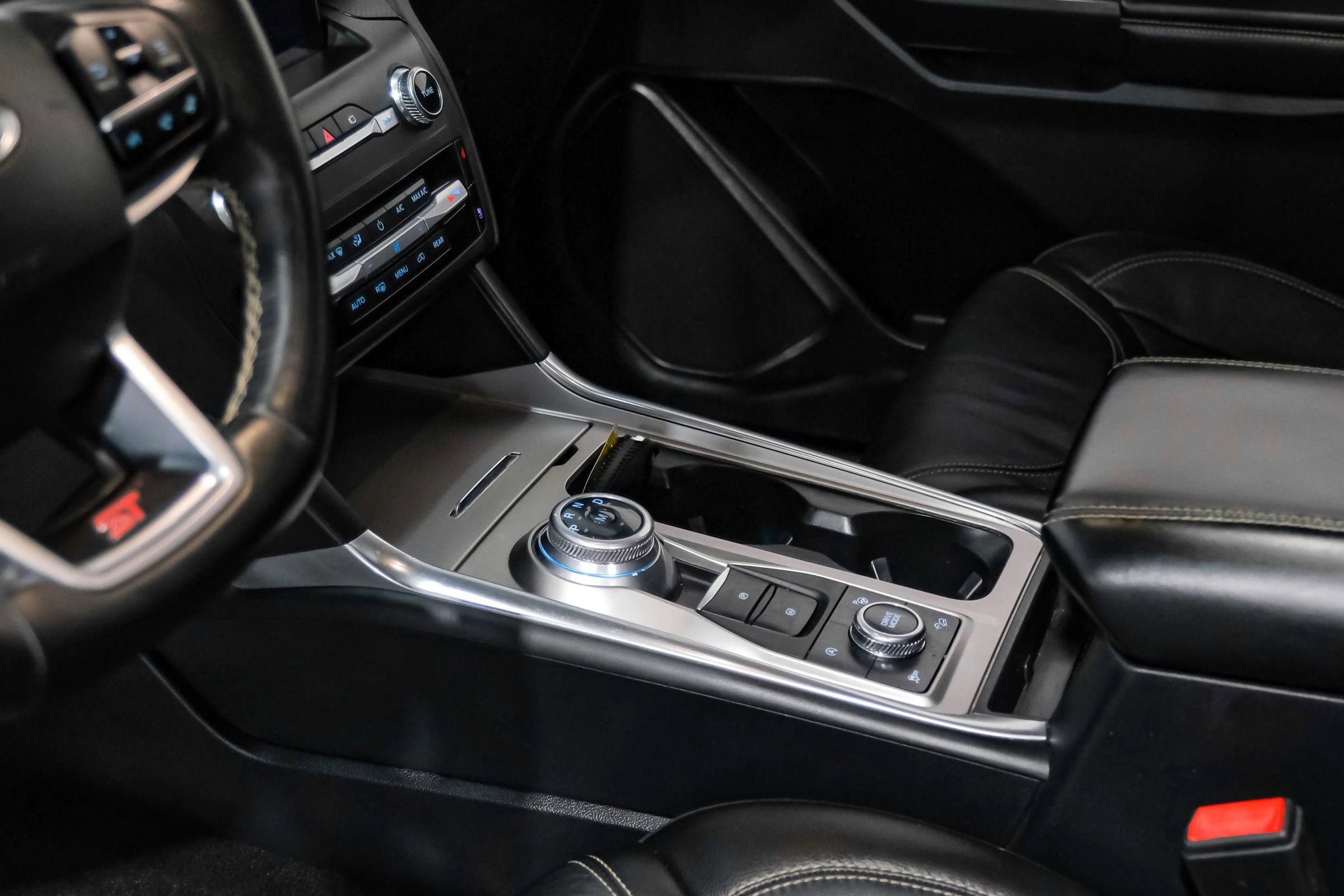 Used 2020 Ford Explorer ST w/ ST Street Pack image 27