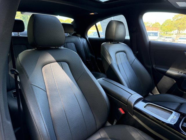 Used 2025 Mercedes-Benz CLA 250 image 37