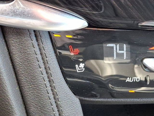 Certified 2025 Cadillac XT6 Premium Luxury image 29