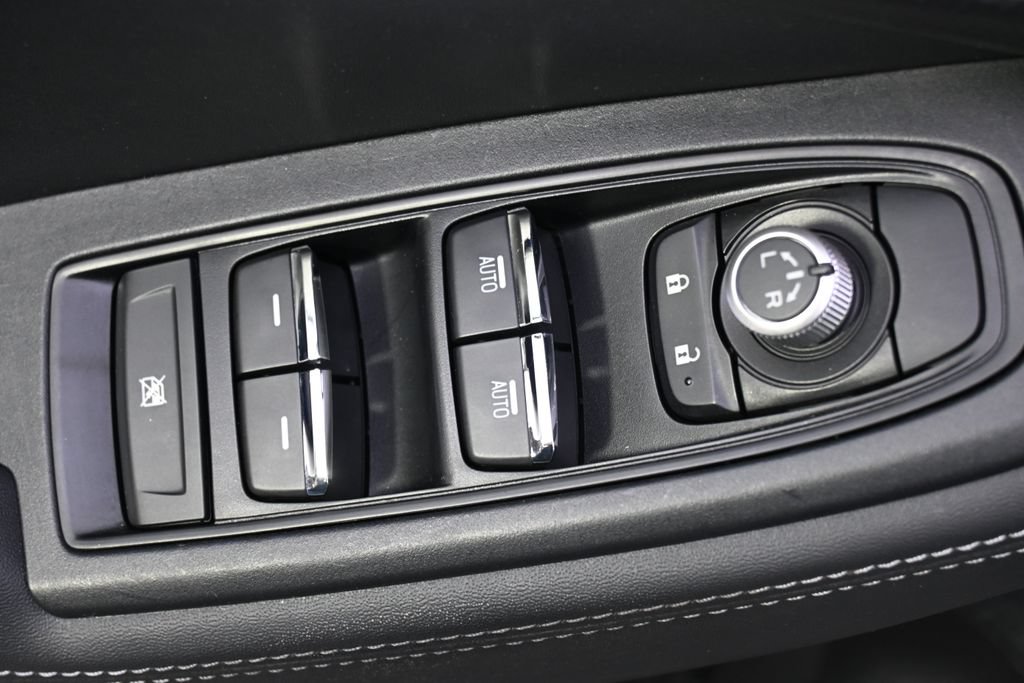 Certified 2023 Subaru Forester Touring AWD/4WD image 23