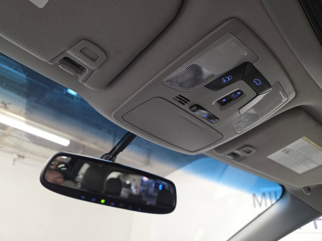 Used 2017 Toyota Sienna XLE Premium image 40