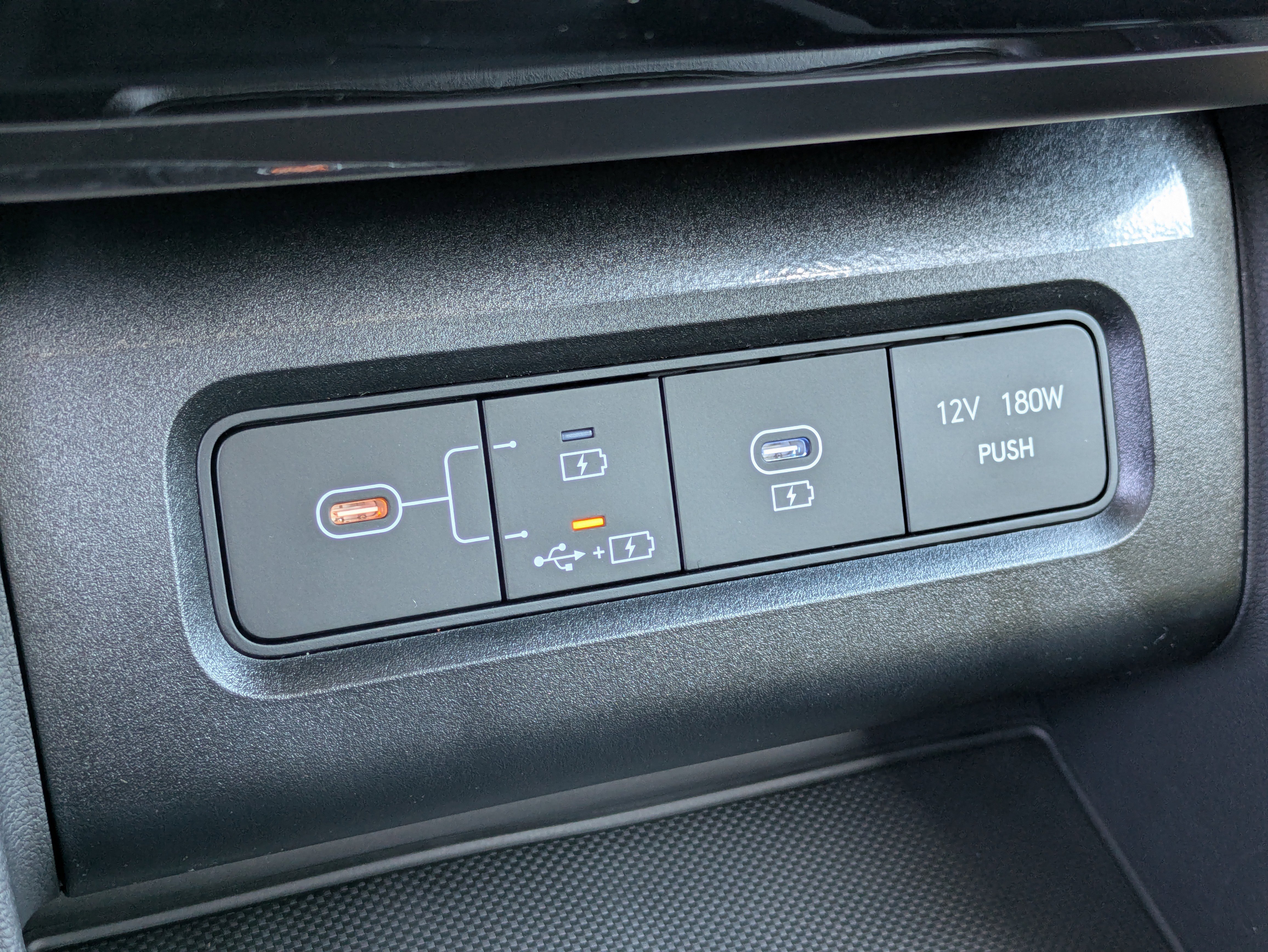 New 2026 Hyundai Tucson Blue SE image 28
