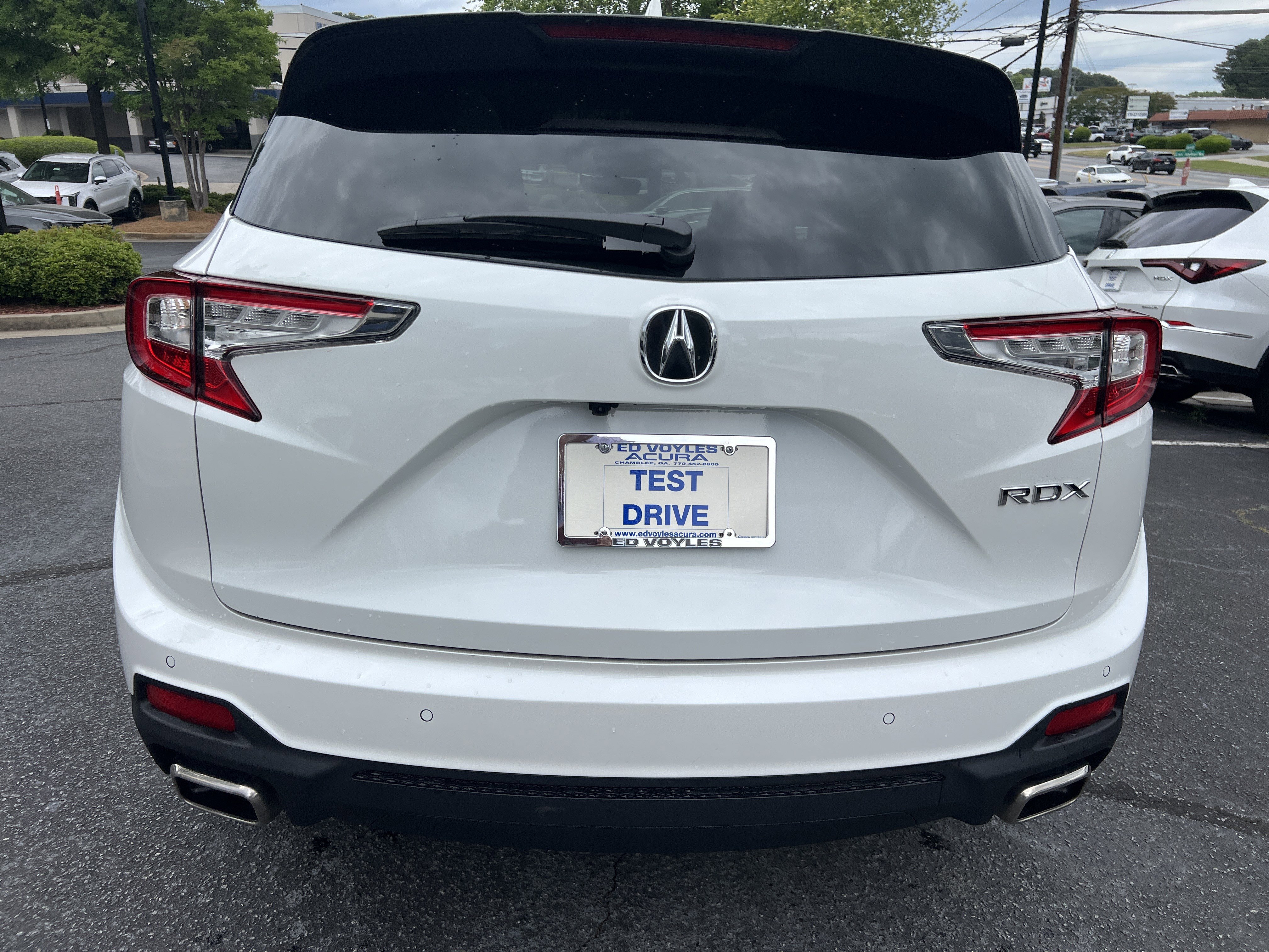 Used 2023 Acura RDX FWD w/ Technology Package image 4