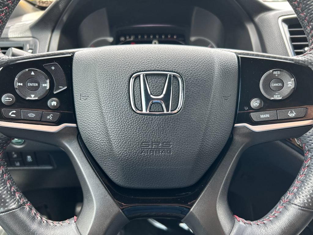 Used 2024 Honda Passport Black Edition image 9