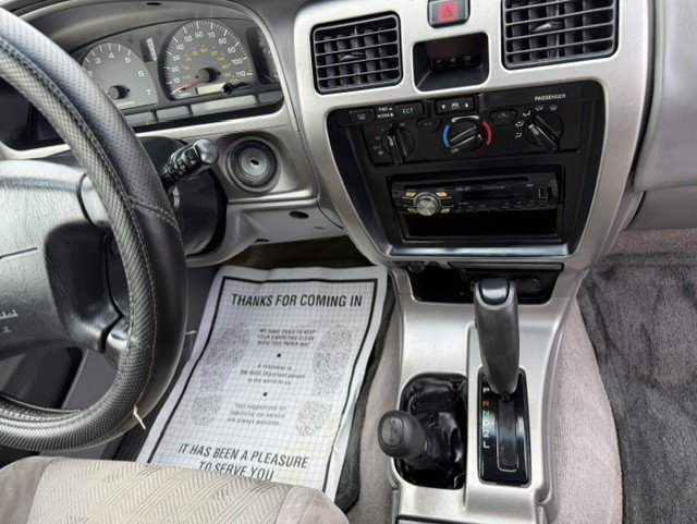 Used 2001 Toyota 4Runner SR5 w/ Sport Pkg AWD/4WD image 13