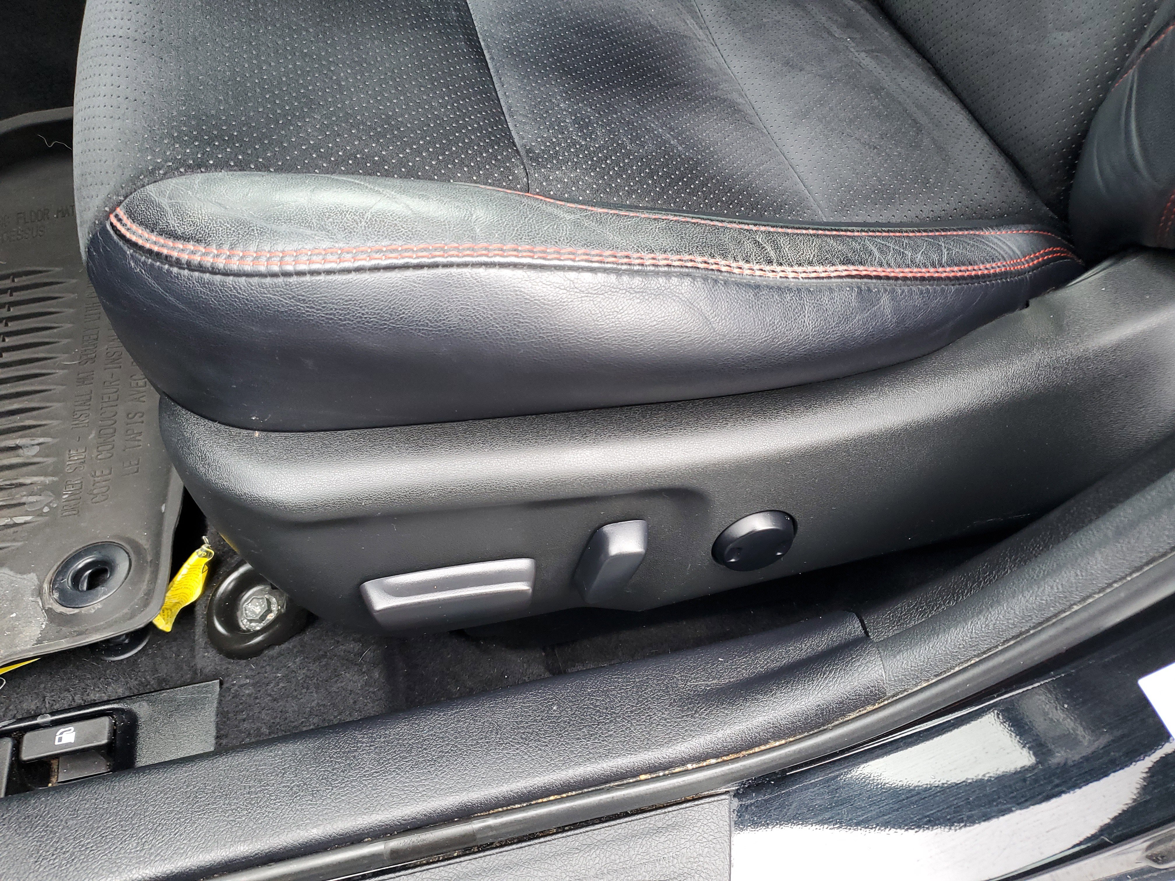 Used 2017 Toyota Camry XSE image 28