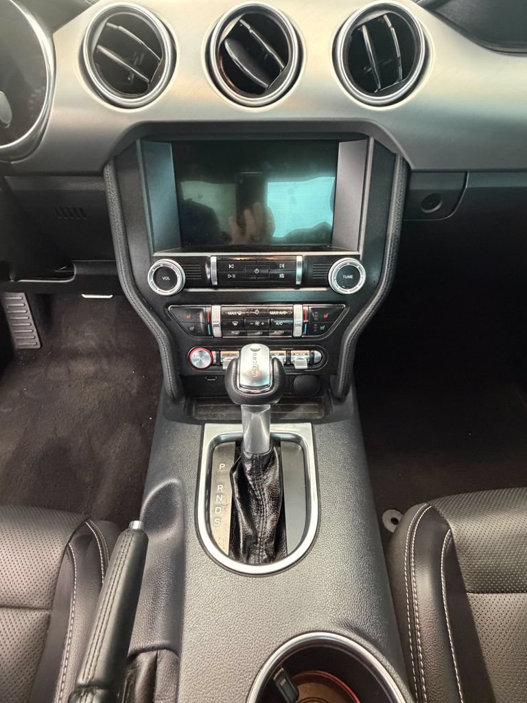 Used 2021 Ford Mustang GT Premium RWD image 35